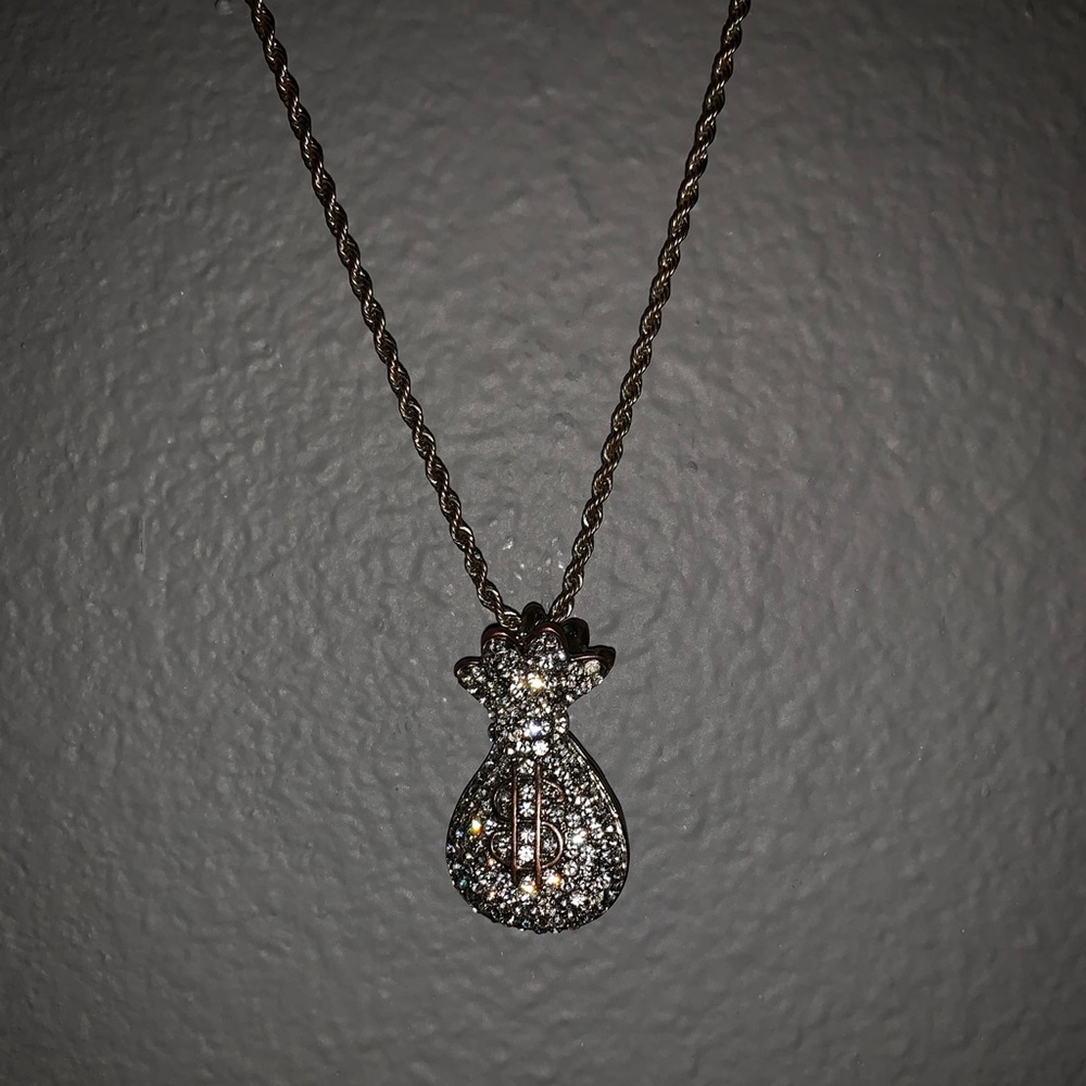 Money bag chain